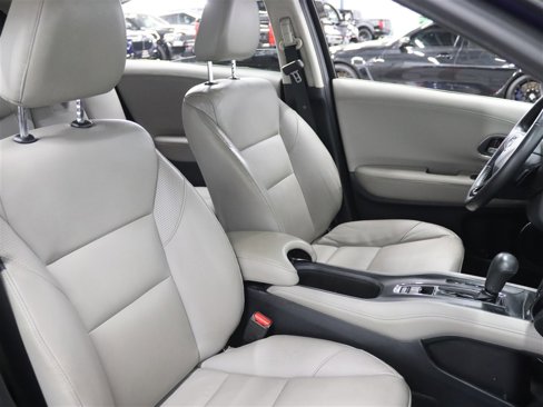Used 2017 Honda HR-V EX-L image 12