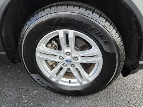 Used 2023 Ford Explorer XLT w/ Equipment Group 202A image 39