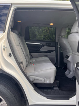 Used 2016 Toyota Highlander LE image 19