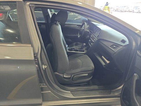Used 2019 Hyundai Sonata SE image 8