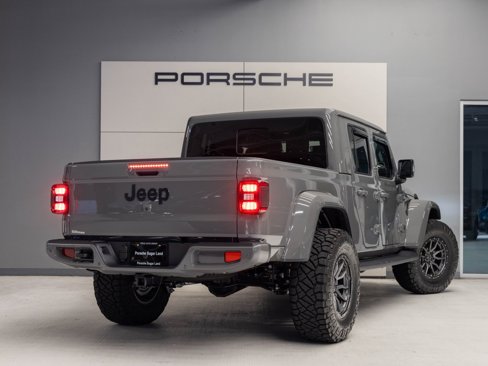Used 2022 Jeep Gladiator Overland image 7