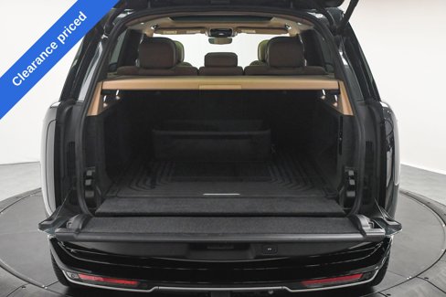 Used 2024 Land Rover Range Rover SE image 7