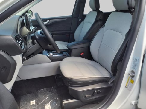 New 2024 Ford Escape SE image 7