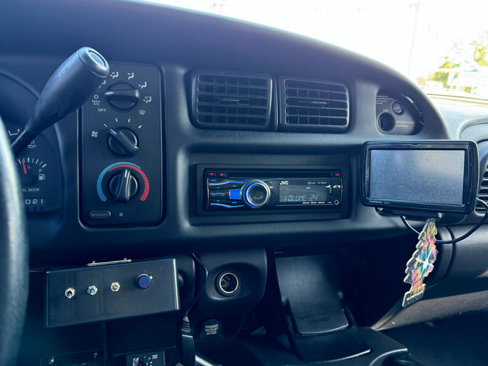Used 2001 Dodge Ram 2500 Truck 2WD Quad Cab image 16
