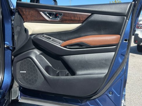 Used 2019 Subaru Ascent Touring w/ Popular Package #2 image 8