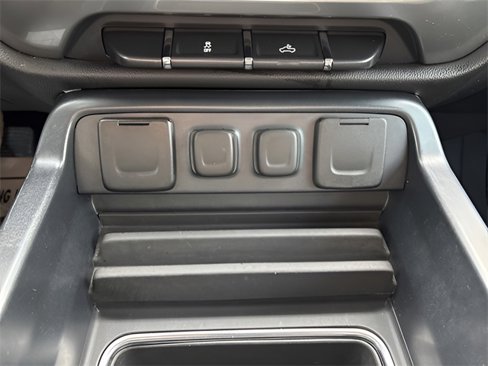 Used 2017 Chevrolet Silverado 1500 LT w/ All Star Edition image 14