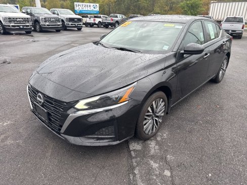 Used 2023 Nissan Altima 2.5 SV w/ SV Premium Package image 8