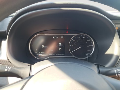 Used 2019 Nissan Kicks SV image 23