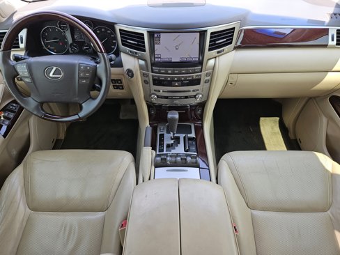 Used 2014 Lexus LX 570 4WD image 25