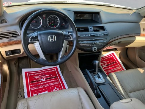 Used 2010 Honda Accord EX-L image 16