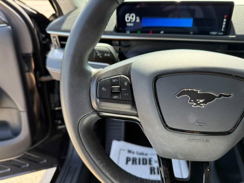 Used 2021 Ford Mustang Mach-E Select image 39