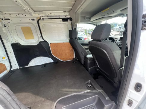 Used 2016 Ford Transit Connect XLT image 17