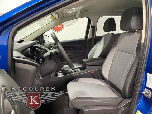 Used 2017 Ford Escape SE w/ SE Cold Weather Package image 11