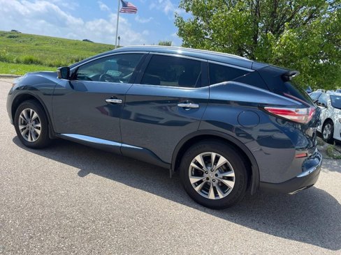 Used 2015 Nissan Murano AWD image 3