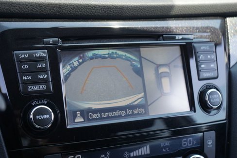 Used 2014 Nissan Rogue SL image 16