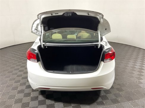 Used 2011 Hyundai Elantra GLS w/ Preferred Equipment Pkg 3 image 7