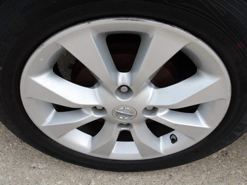 Used 2012 Nissan Sentra 2.0 SL w/ Navigation Pkg image 25