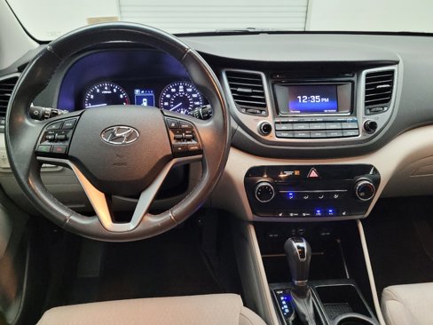 Used 2016 Hyundai Tucson Sport image 22
