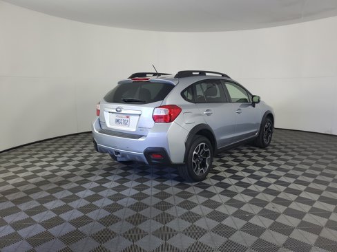 Used 2016 Subaru Crosstrek 2.0i Premium image 4