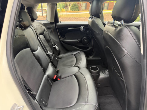 Used 2018 MINI Cooper S image 30