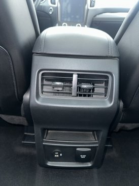Used 2021 Ford Edge SEL w/ Convenience Package image 11