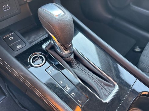 Used 2023 Nissan Kicks SV image 29