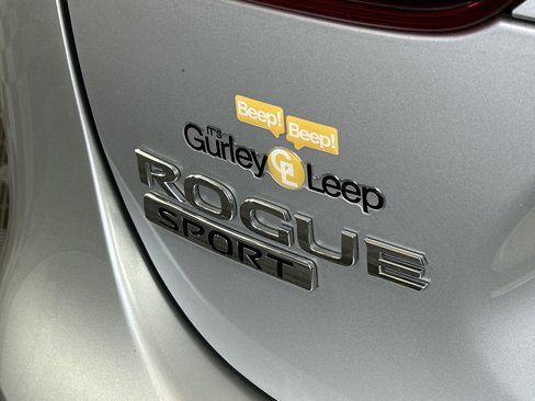 Used 2022 Nissan Rogue Sport S image 15