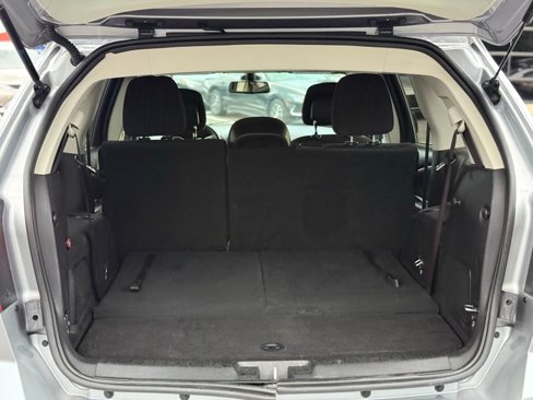 Used 2020 Dodge Journey SE image 12