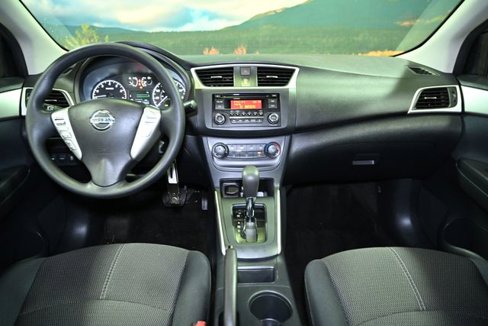 Used 2016 Nissan Sentra S image 43