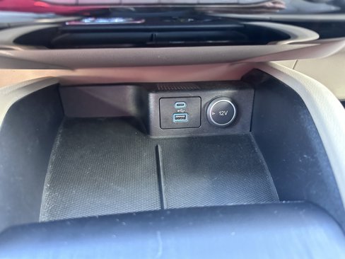 Used 2021 Ford Escape SEL image 17