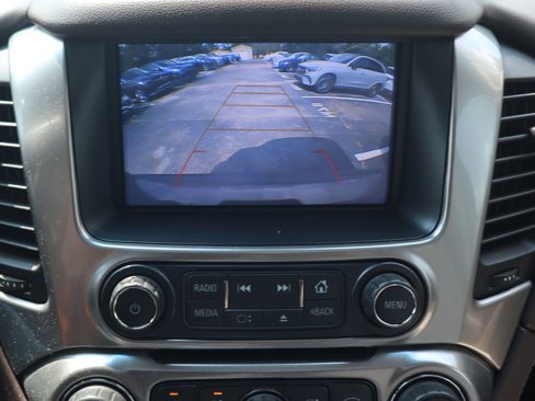 Used 2018 Chevrolet Tahoe LT w/ LT Signature Package image 17
