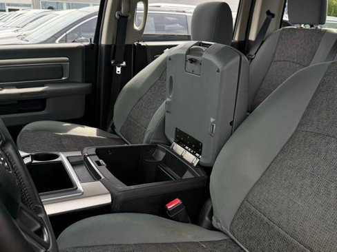 Used 2015 RAM 1500 Big Horn image 34