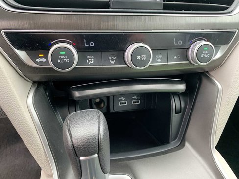 Used 2021 Honda Accord LX image 17