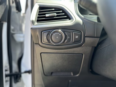 Used 2022 Ford Edge SEL image 28