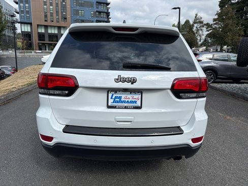 Used 2021 Jeep Grand Cherokee Limited image 4