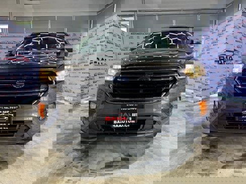 Used 2019 Ford Escape S image 2