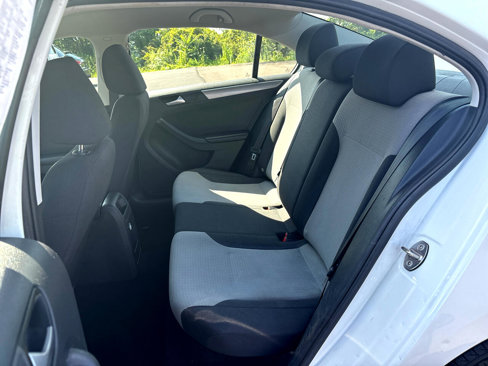 Used 2018 Volkswagen Jetta S image 14