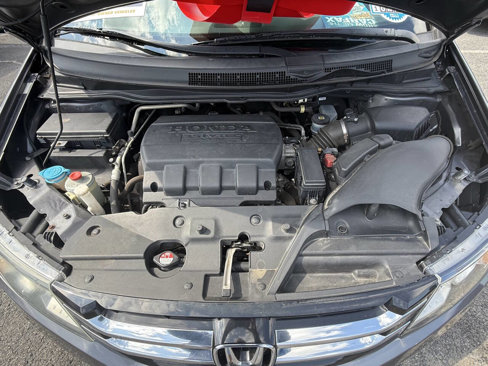 Used 2015 Honda Odyssey LX image 15