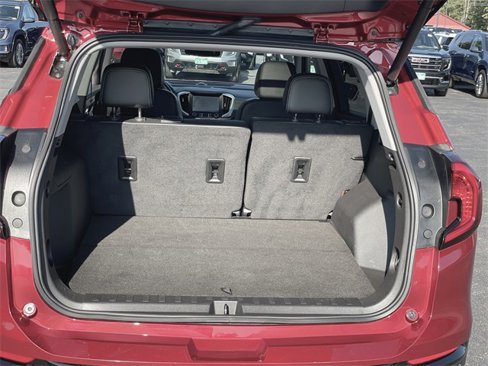 Certified 2023 GMC Terrain SLT w/ Infotainment Package II image 26