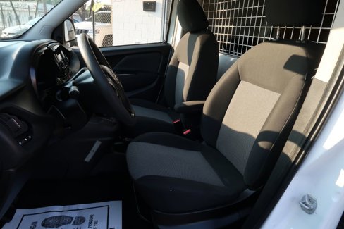 Used 2018 RAM ProMaster City Tradesman image 7