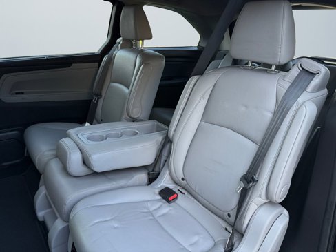 Used 2018 Honda Odyssey EX-L image 13
