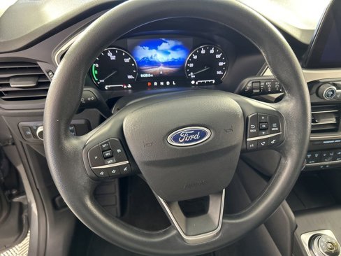 Used 2021 Ford Escape SE image 15
