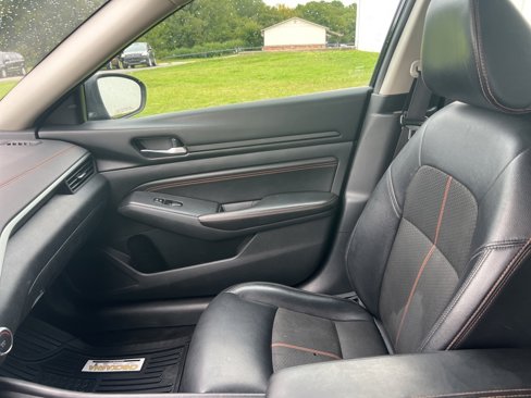 Used 2021 Nissan Altima 2.0 SR image 11