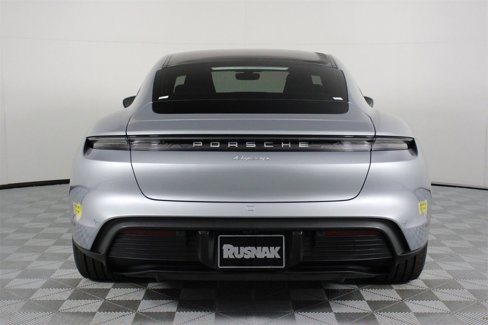 Certified 2022 Porsche Taycan image 6