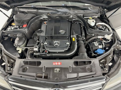 Used 2014 Mercedes-Benz C 250 Sedan image 32