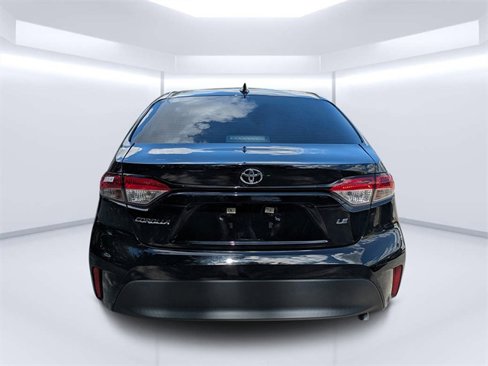 Used 2024 Toyota Corolla LE image 4