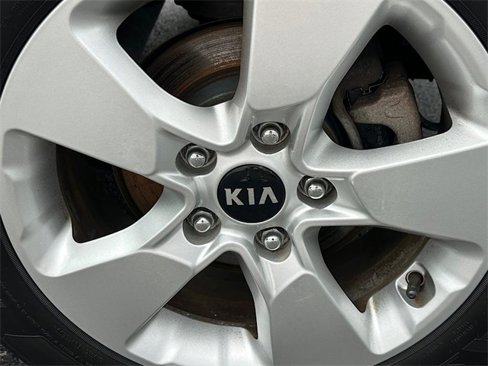 Used 2017 Kia Soul image 24