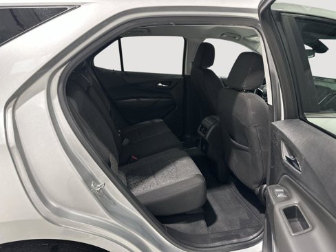Used 2022 Chevrolet Equinox LT image 24