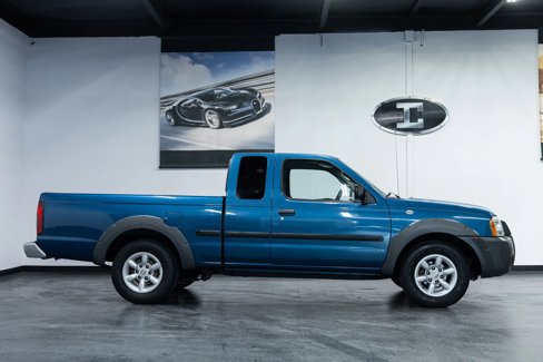 Used 2002 Nissan Frontier XE image 7