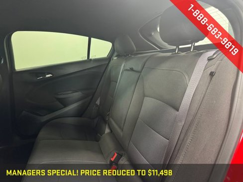 Used 2017 Chevrolet Cruze LT image 20